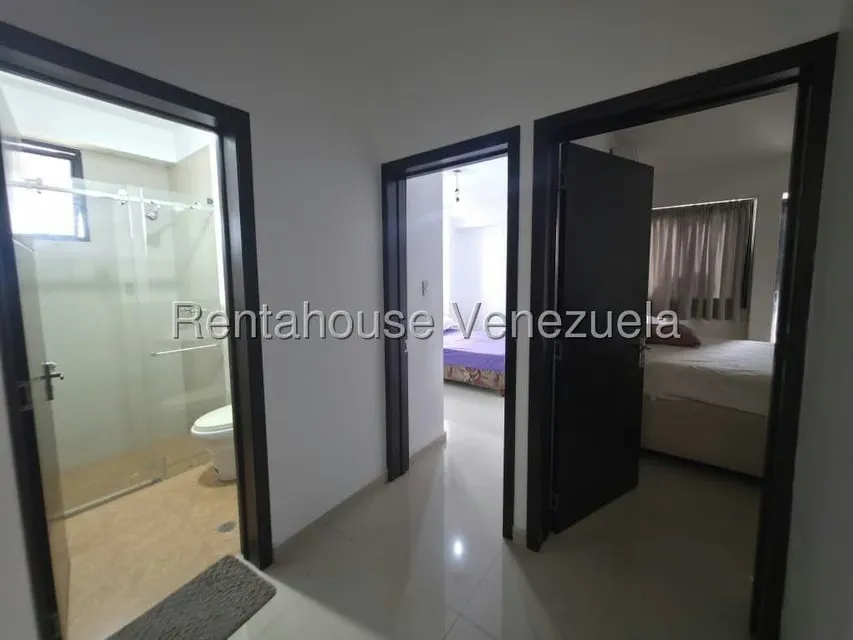 Apartamento (1 Nivel) en Alquiler en Zona Oeste, Lara - 19