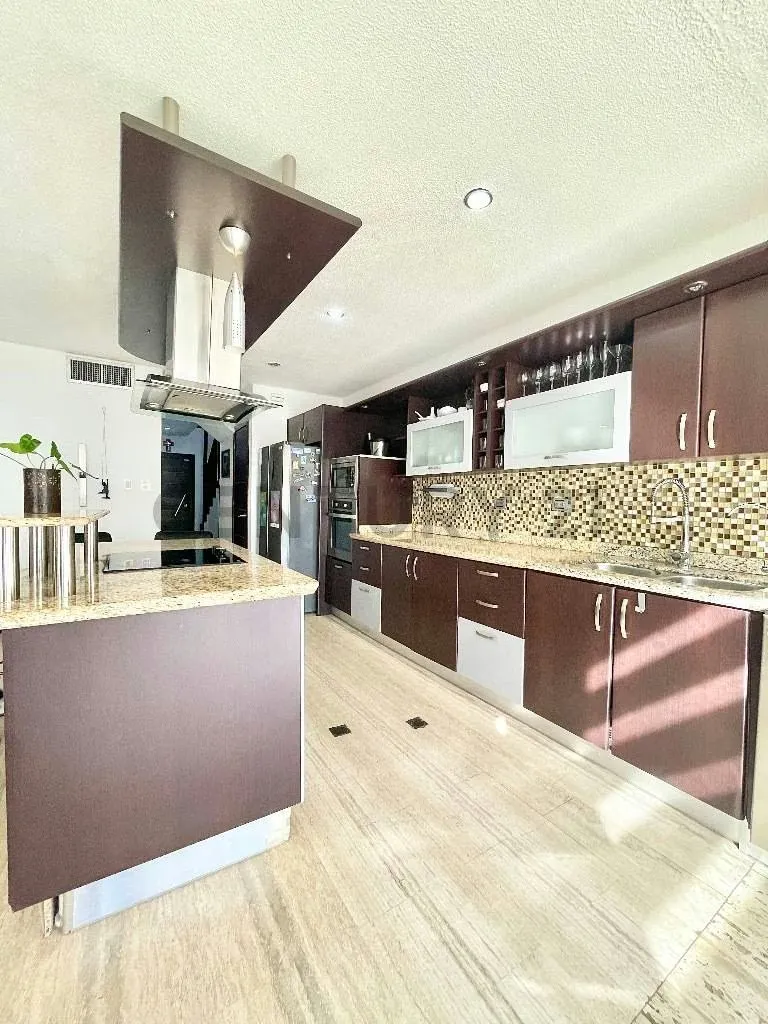Hermosa Casa Bote B en venta - 6