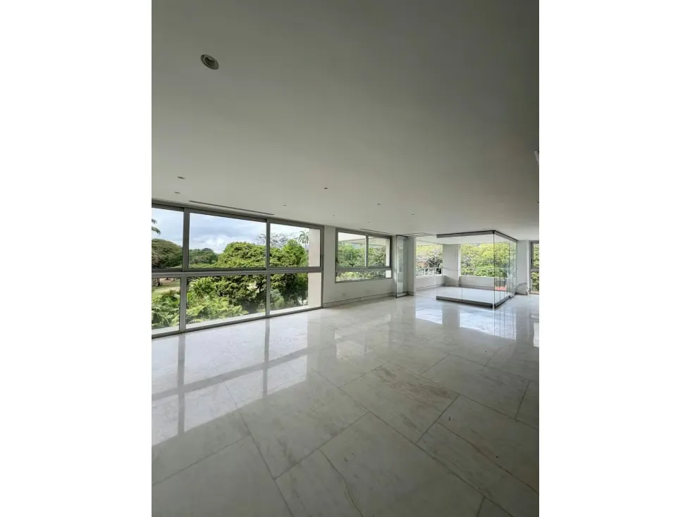 Apartamento en Venta - Urb San Marino Campo alegre - 2