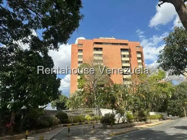 Apartamento (1 Nivel) en Alquiler en Los Naranjos del Cafetal, Distrito Metropolitano