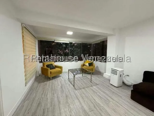 Apartamento (1 Nivel) en Alquiler en Los Naranjos del Cafetal, Distrito Metropolitano - 17