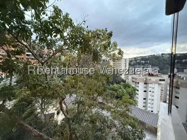 Apartamento (1 Nivel) en Alquiler en Los Naranjos del Cafetal, Distrito Metropolitano - 19
