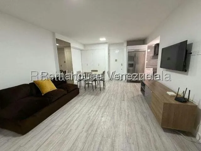 Apartamento (1 Nivel) en Alquiler en Los Naranjos del Cafetal, Distrito Metropolitano - 23