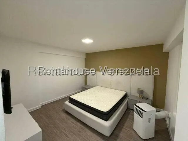 Apartamento (1 Nivel) en Alquiler en Los Naranjos del Cafetal, Distrito Metropolitano - 30