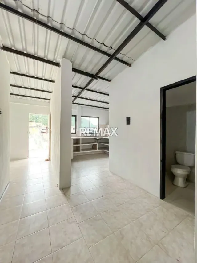Se vende Casa de 2 niveles, BIFAMILIAR Sector Llano La Cruz Cordero - 14
