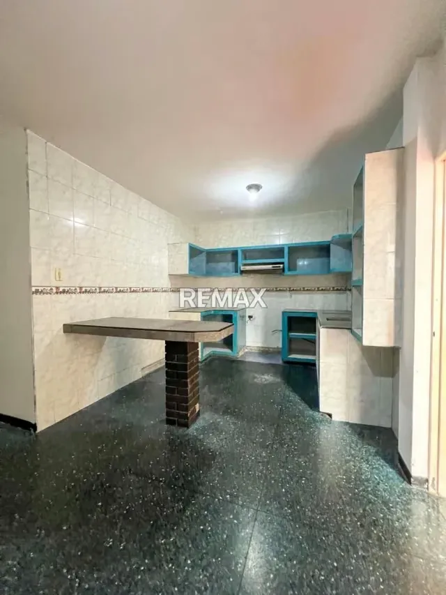 Se vende Casa de 2 niveles, BIFAMILIAR Sector Llano La Cruz Cordero - 4