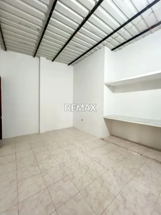 Se vende Casa de 2 niveles, BIFAMILIAR Sector Llano La Cruz Cordero - 10