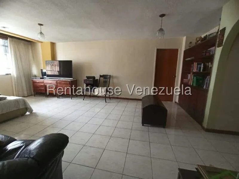 Apartamento (1 Nivel) en Venta en Parroquia La Candelaria, Distrito Metropolitano - 13