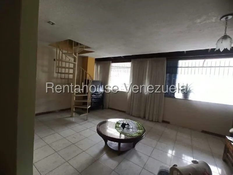 Apartamento (1 Nivel) en Venta en Parroquia La Candelaria, Distrito Metropolitano - 17