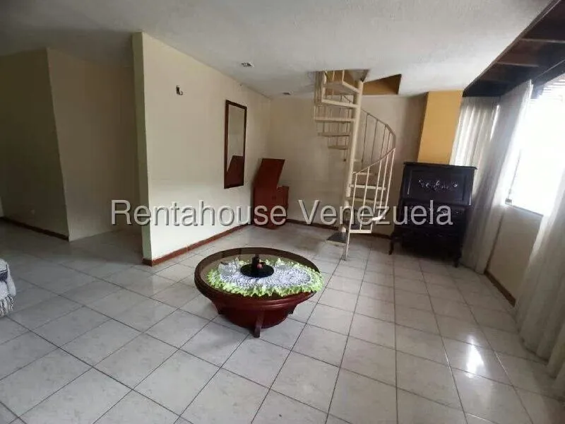 Apartamento (1 Nivel) en Venta en Parroquia La Candelaria, Distrito Metropolitano - 23
