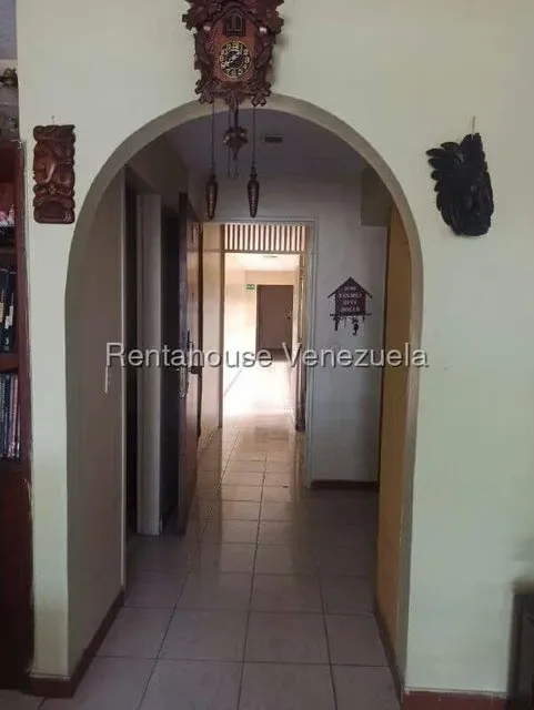 Apartamento (1 Nivel) en Venta en Parroquia La Candelaria, Distrito Metropolitano - 28