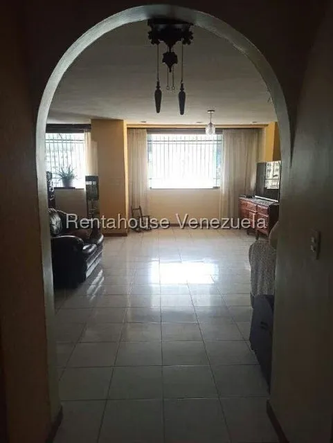 Apartamento (1 Nivel) en Venta en Parroquia La Candelaria, Distrito Metropolitano - 29