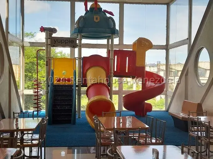 Edificio en Venta en Guatire, Miranda - 3