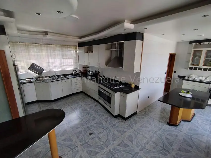 Casa (Multipes Niveles) en Venta en Macaracuay, Distrito Metropolitano - 16