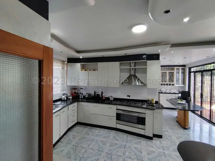 Casa (Multipes Niveles) en Venta en Macaracuay, Distrito Metropolitano - 18