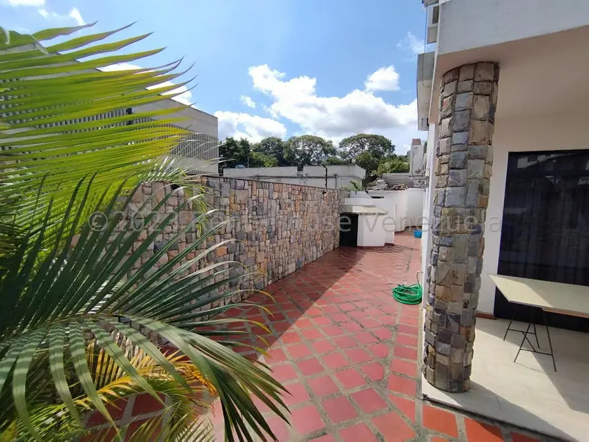 Casa (Multipes Niveles) en Venta en Macaracuay, Distrito Metropolitano - 38