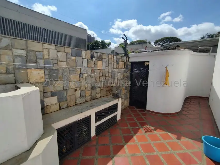 Casa (Multipes Niveles) en Venta en Macaracuay, Distrito Metropolitano - 40