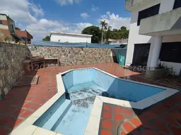 Vista 44