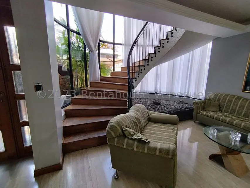 Casa (Multipes Niveles) en Venta en Macaracuay, Distrito Metropolitano - 10