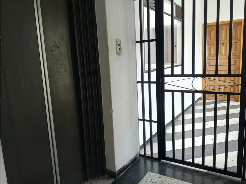 APARTAMENTO LA CANDELARIA 78,40 M2, 3 HABITACIONES, 2 BAÑOS - 2
