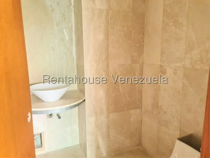 Apartamento (Planta Baja) en Venta en Colinas de Valle Arriba / Mirador de Los Campitos, Distrito Metropolitano - 6