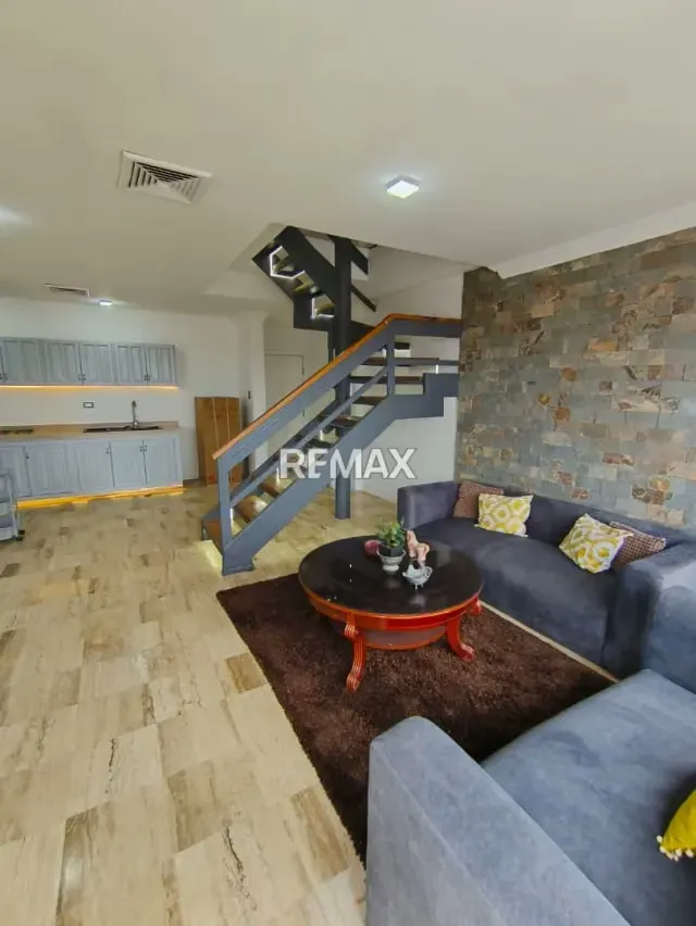 PENTHOUSE MODERNO DE 3 NIVELES , EN PLAYA EL ÁNGEL - 6