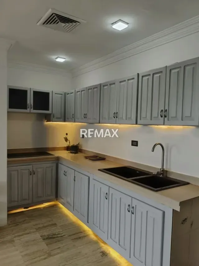 PENTHOUSE MODERNO DE 3 NIVELES , EN PLAYA EL ÁNGEL - 10
