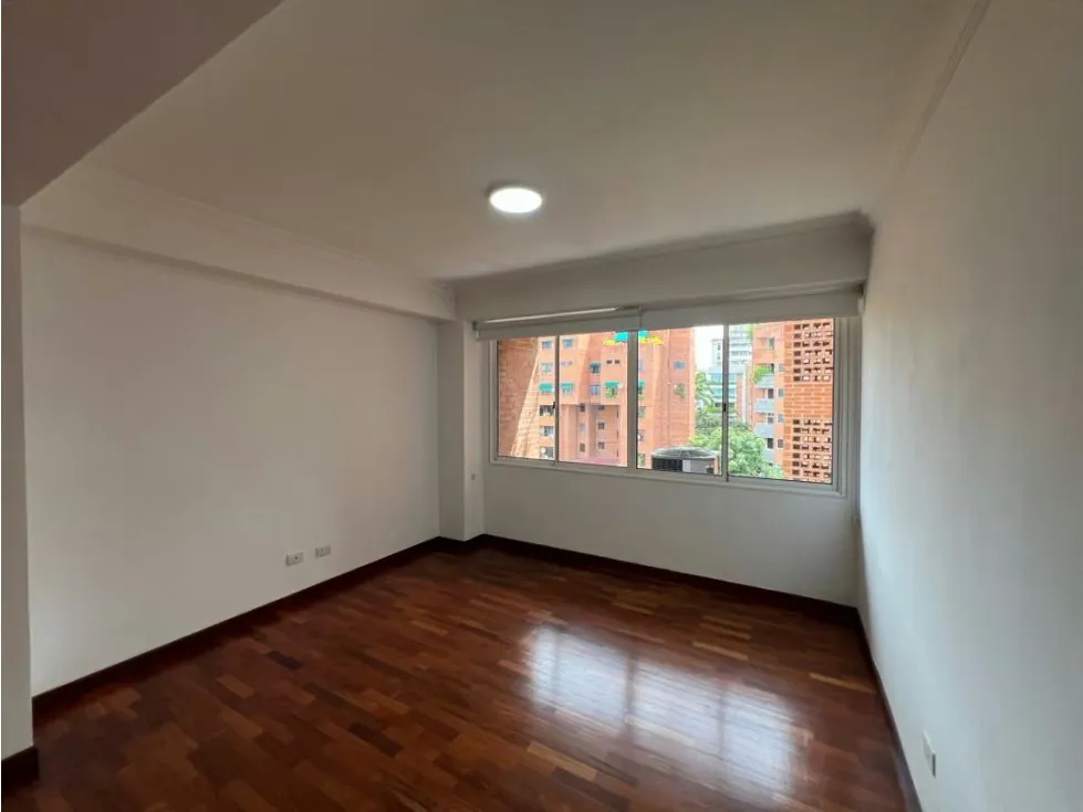 Hermoso Apartamento Campo Alegre - 9