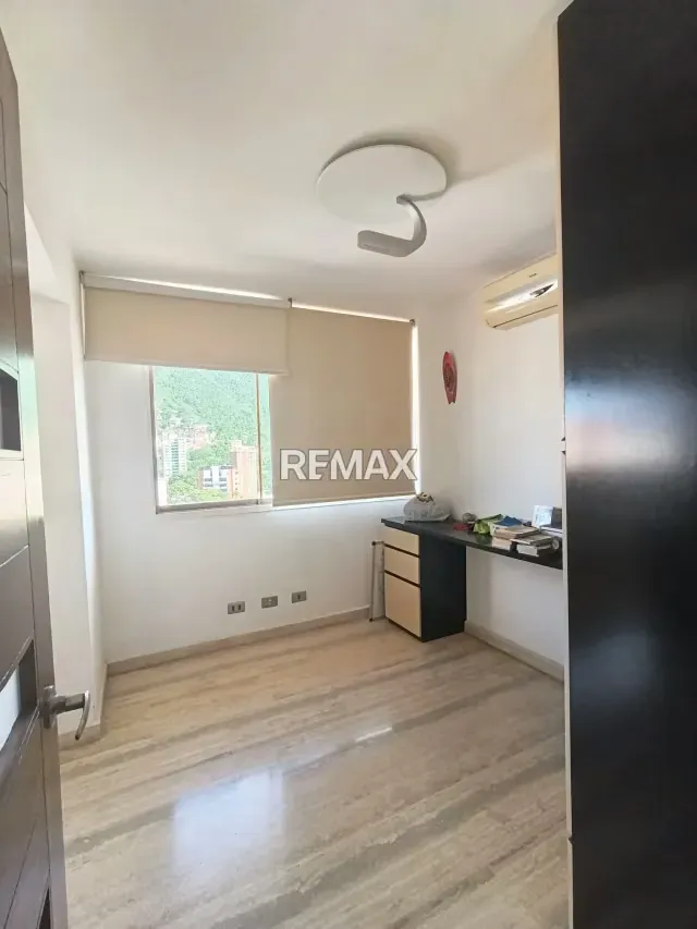 Venta de Penthouse en la Avenida Las fuentes del Paraiso - 15