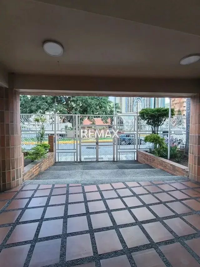 Venta de Penthouse en la Avenida Las fuentes del Paraiso - 3