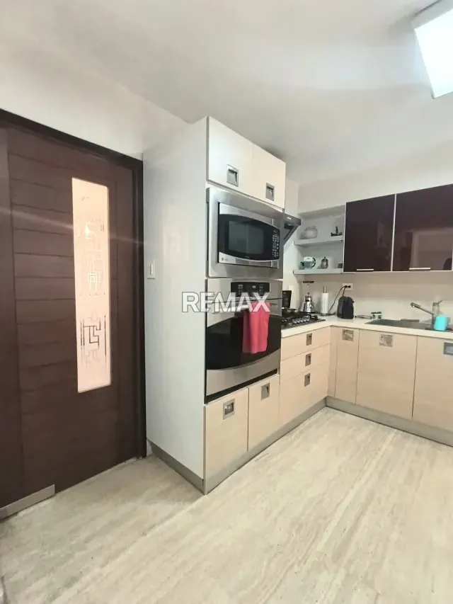 Venta de Penthouse en la Avenida Las fuentes del Paraiso - 8