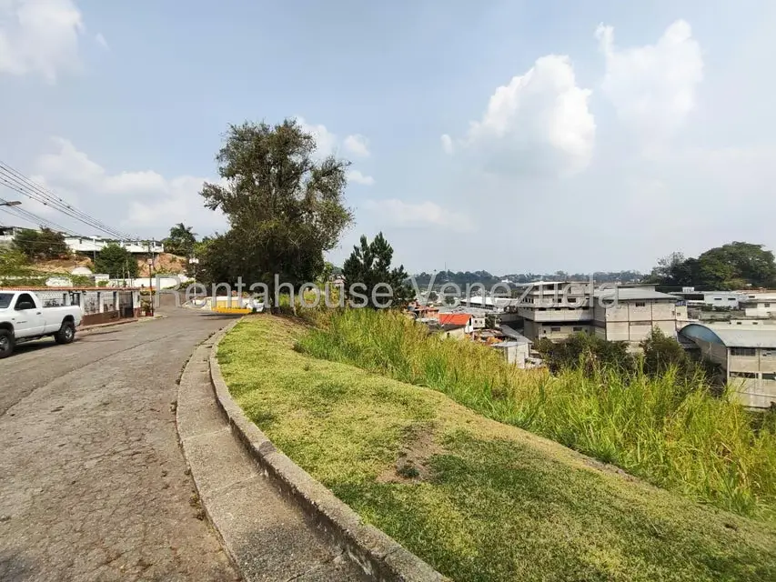 Casa (1 Nivel) en Venta en Municipio Carrizal, Miranda - 39