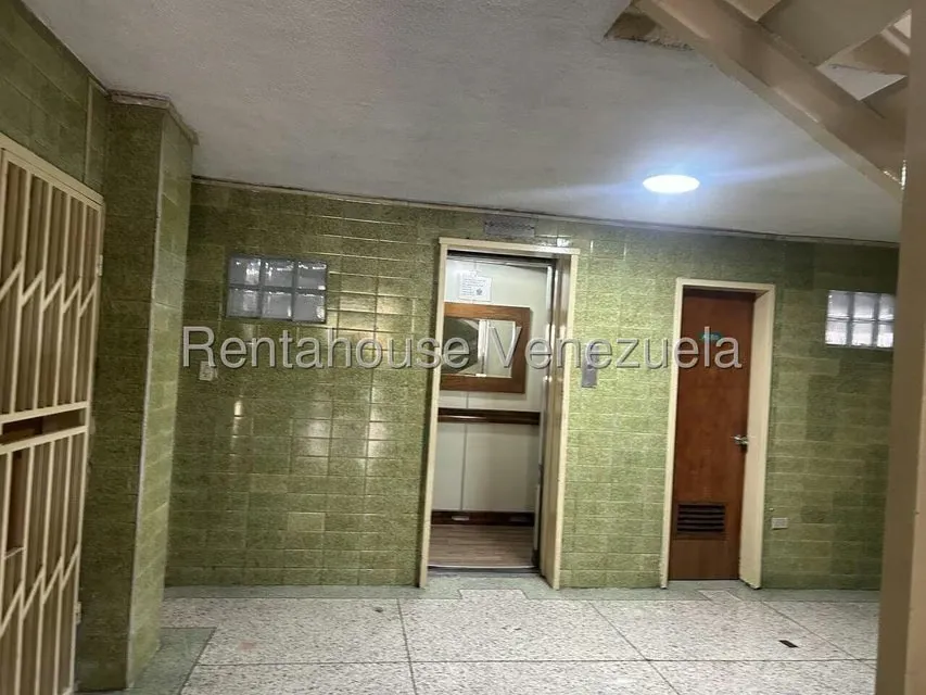 Apartamento (1 Nivel) en Venta en Centro, Lara - 5