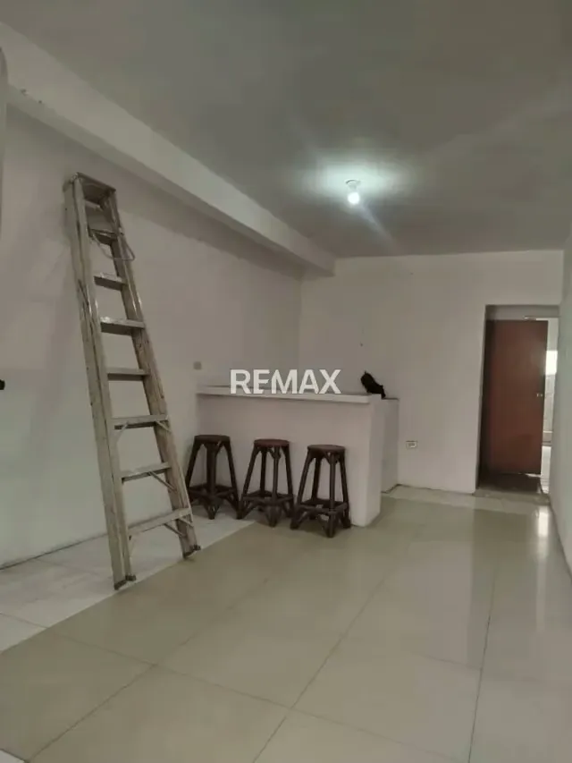 Apartamento tipo estudio en venta en La Limpia, Maracaibo - 2