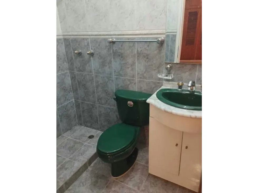 Vendo apartamento 310m2 5h/7b/4p Urb. Miranda 7897 - 16