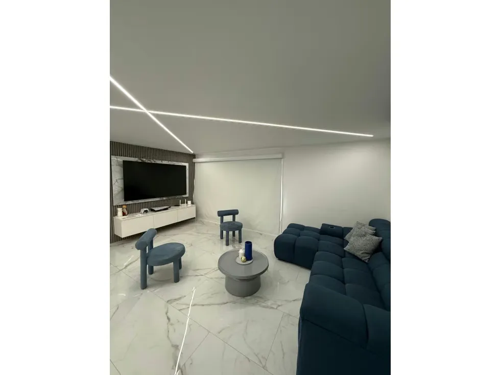 SE VENDE PENTHOUSE TRIPLEX EN LOS CHAGUARAMOS
