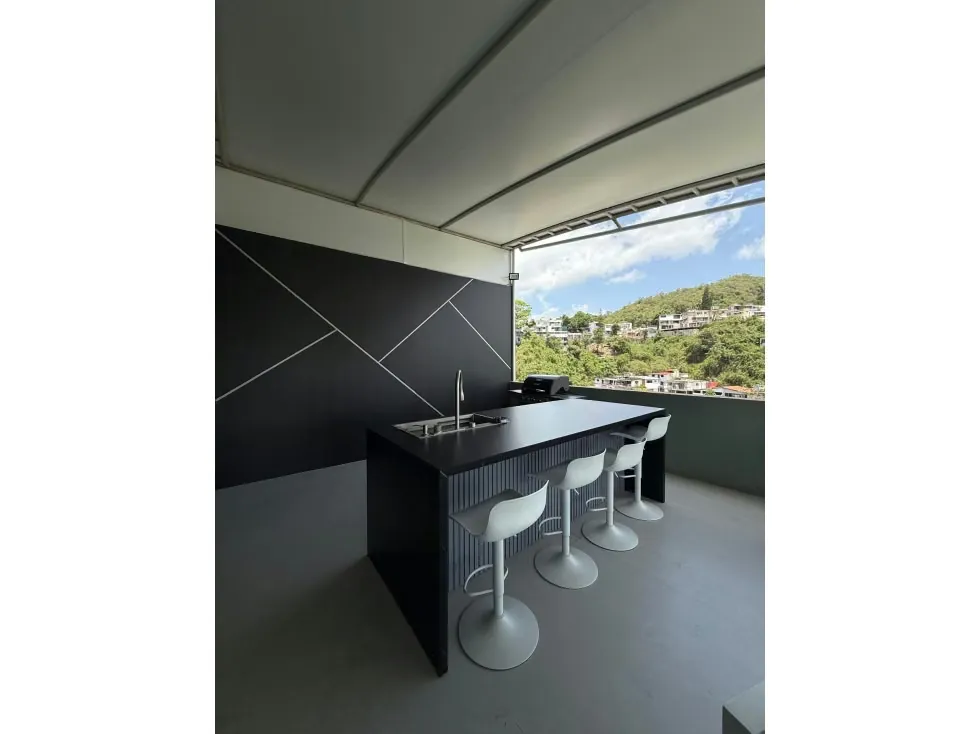 SE VENDE PENTHOUSE TRIPLEX EN LOS CHAGUARAMOS - 18