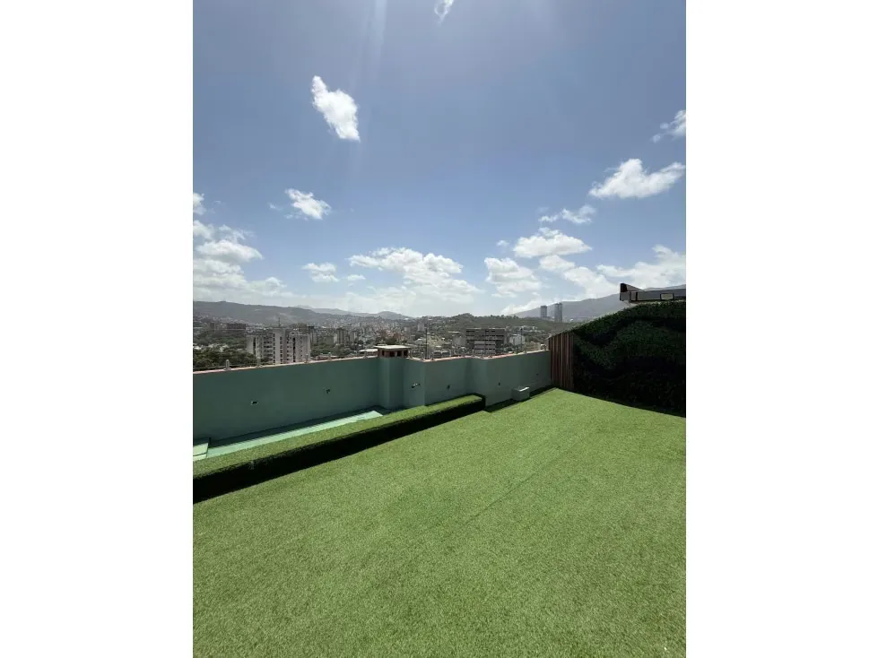 SE VENDE PENTHOUSE TRIPLEX EN LOS CHAGUARAMOS - 22