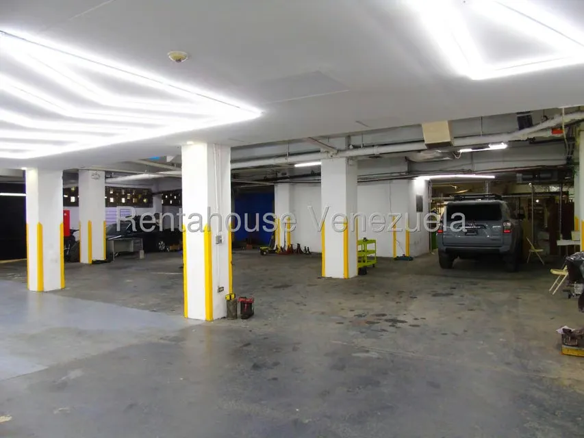 Local Comercial en Venta en Los Palos Grandes, Distrito Metropolitano - 26