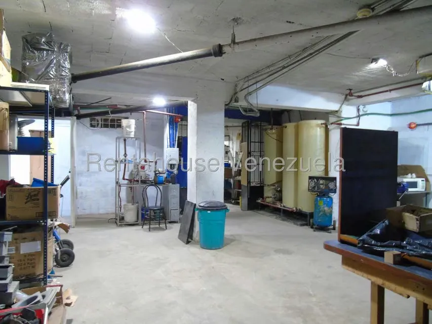 Local Comercial en Venta en Los Palos Grandes, Distrito Metropolitano - 34