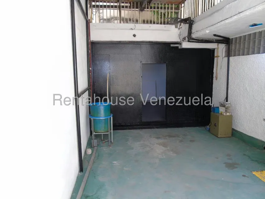 Local Comercial en Venta en Los Palos Grandes, Distrito Metropolitano - 41