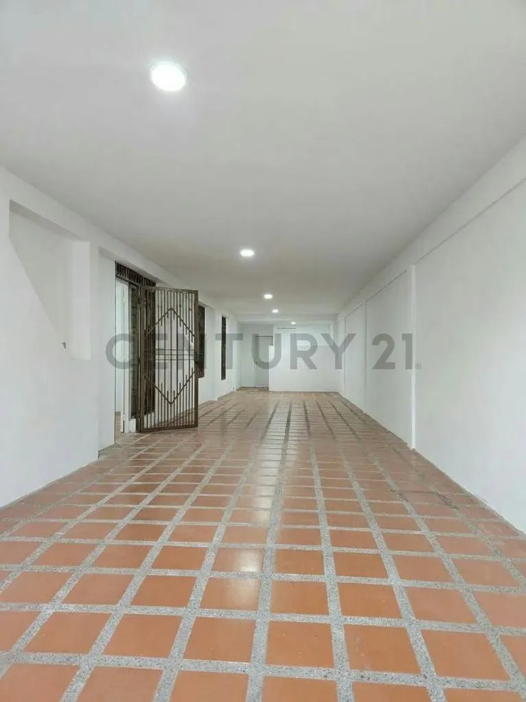 En venta casa de uso residencial en la Urbanización Villas del Sur - 14
