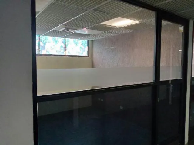 Alquiler de Local Comercial en el C.C. MACARACUAY PLAZA (C2 11E)