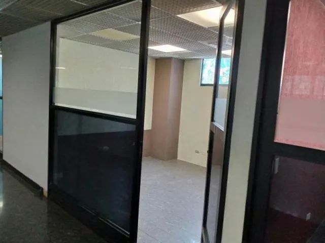 Alquiler de Local Comercial en el C.C. MACARACUAY PLAZA (C2 11E) - 2