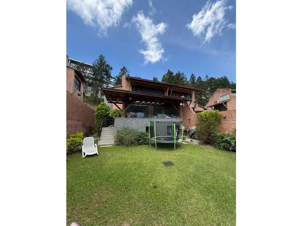 Se vende Townhouse 355,45m² 4h/5b/2p Alto Hatillo - 2