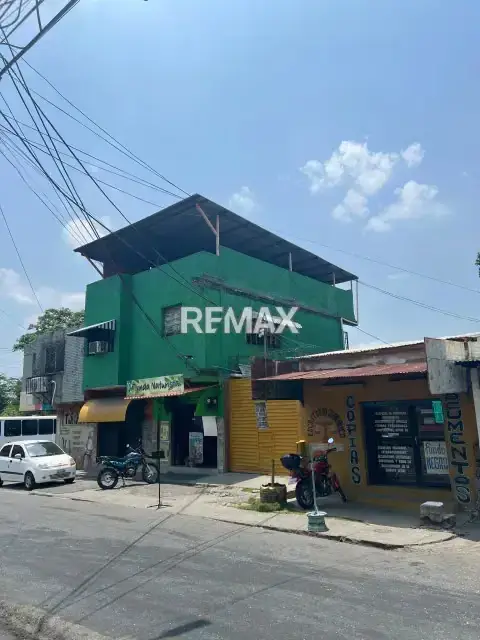 Local con apartamento EN VENTA. Oportunidad de Inversión en el Corazón de Acarigua.