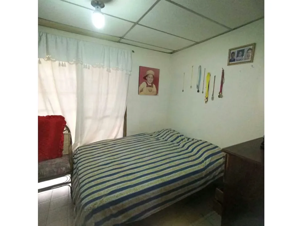 Vendo casa duplex para actualizar c/anexo 202m2 Piedra Azul 0513 - 26