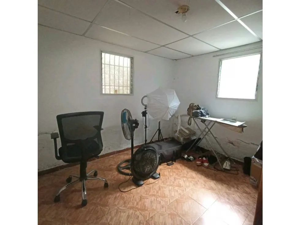 Vendo casa duplex para actualizar c/anexo 202m2 Piedra Azul 0513 - 46
