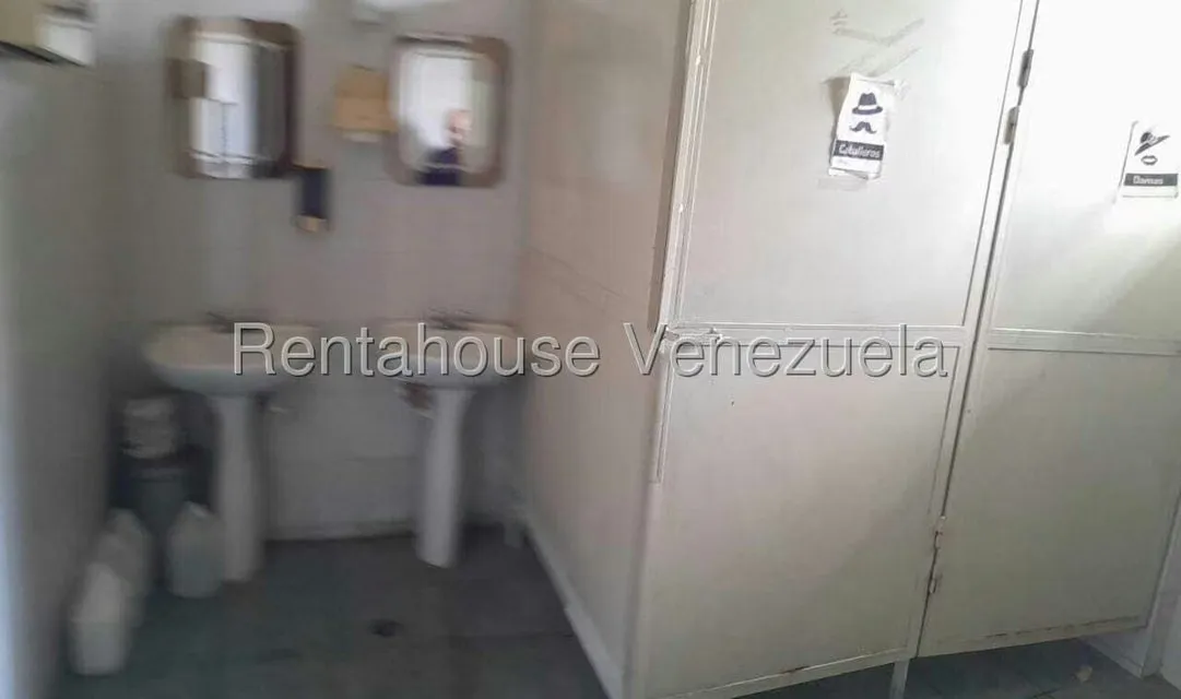 Edificio en Alquiler en Dr Portillo, Zulia - 17