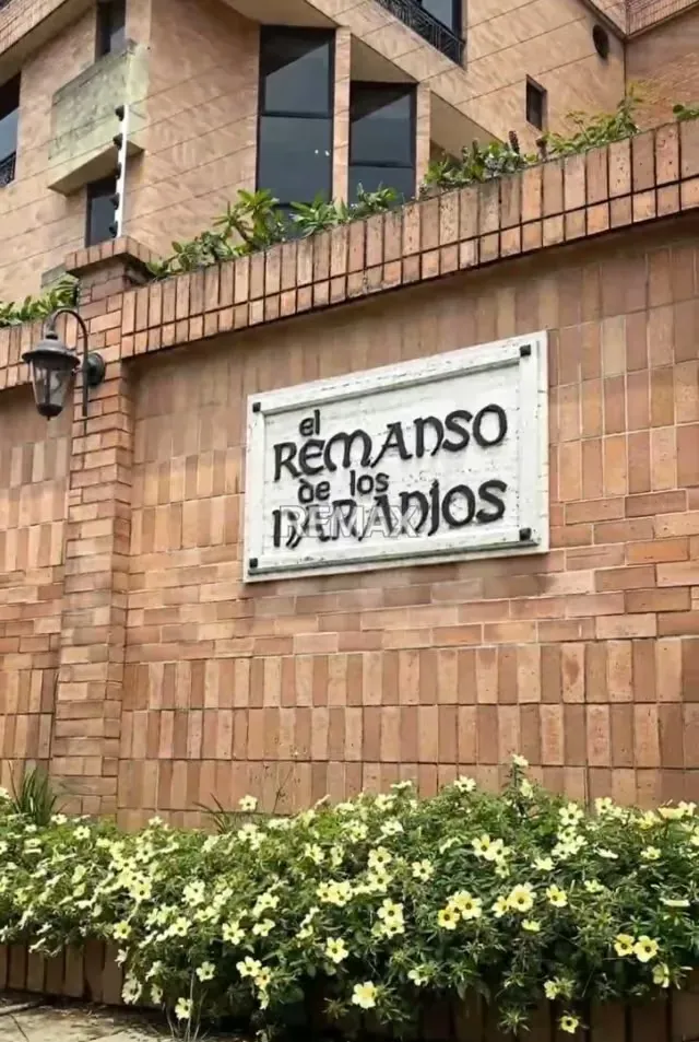 En venta Apartamento Conjunto Residencial Remanso de Los Naranjos - 2